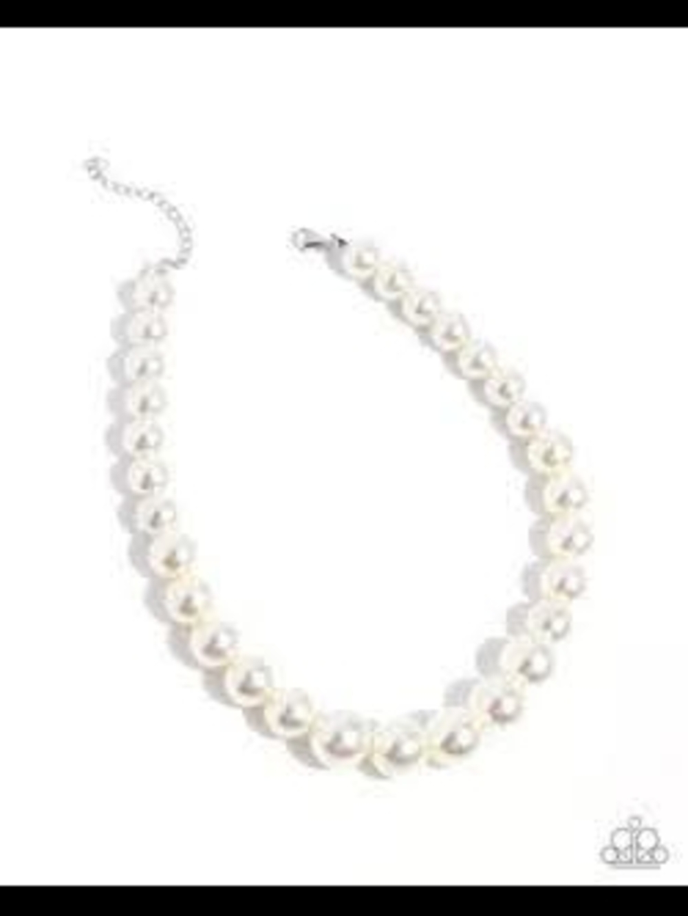 Classic White Pearl Necklace - Elegant Women's Jewelry